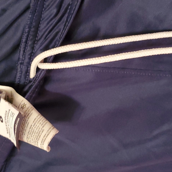 Nike athletic shorts - Picture 4 of 5